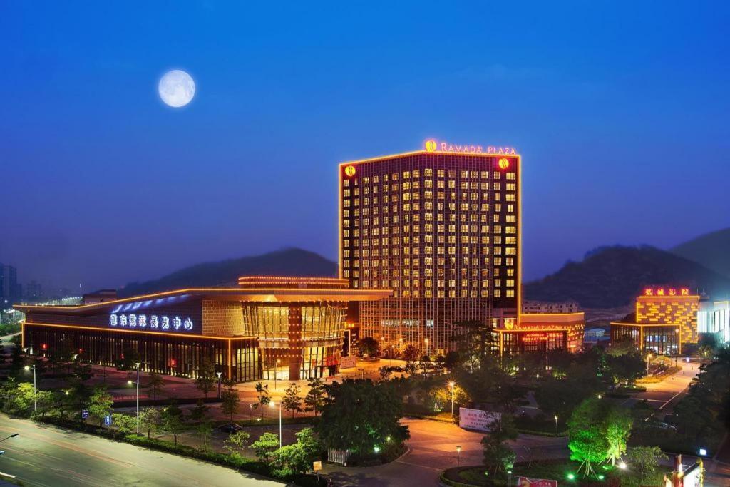 Ramada Plaza Huizhou East Hotel Exterior foto