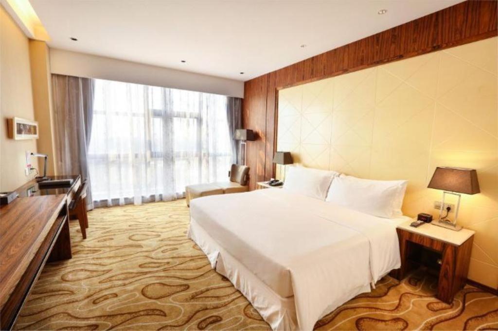 Ramada Plaza Huizhou East Hotel Exterior foto