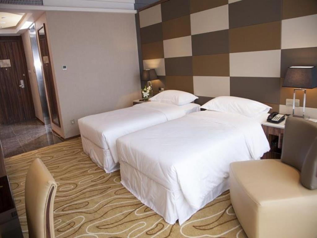 Ramada Plaza Huizhou East Hotel Exterior foto